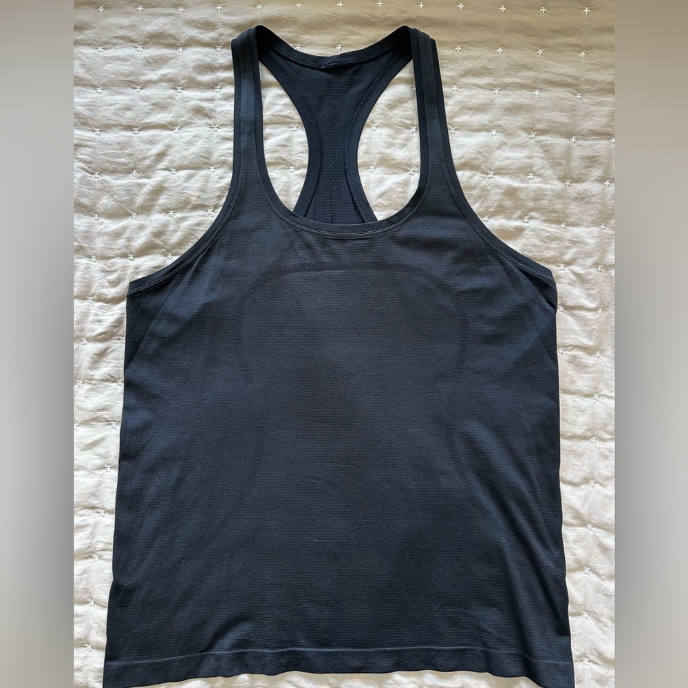 Lululemon women’s Swiftly Tank size 14